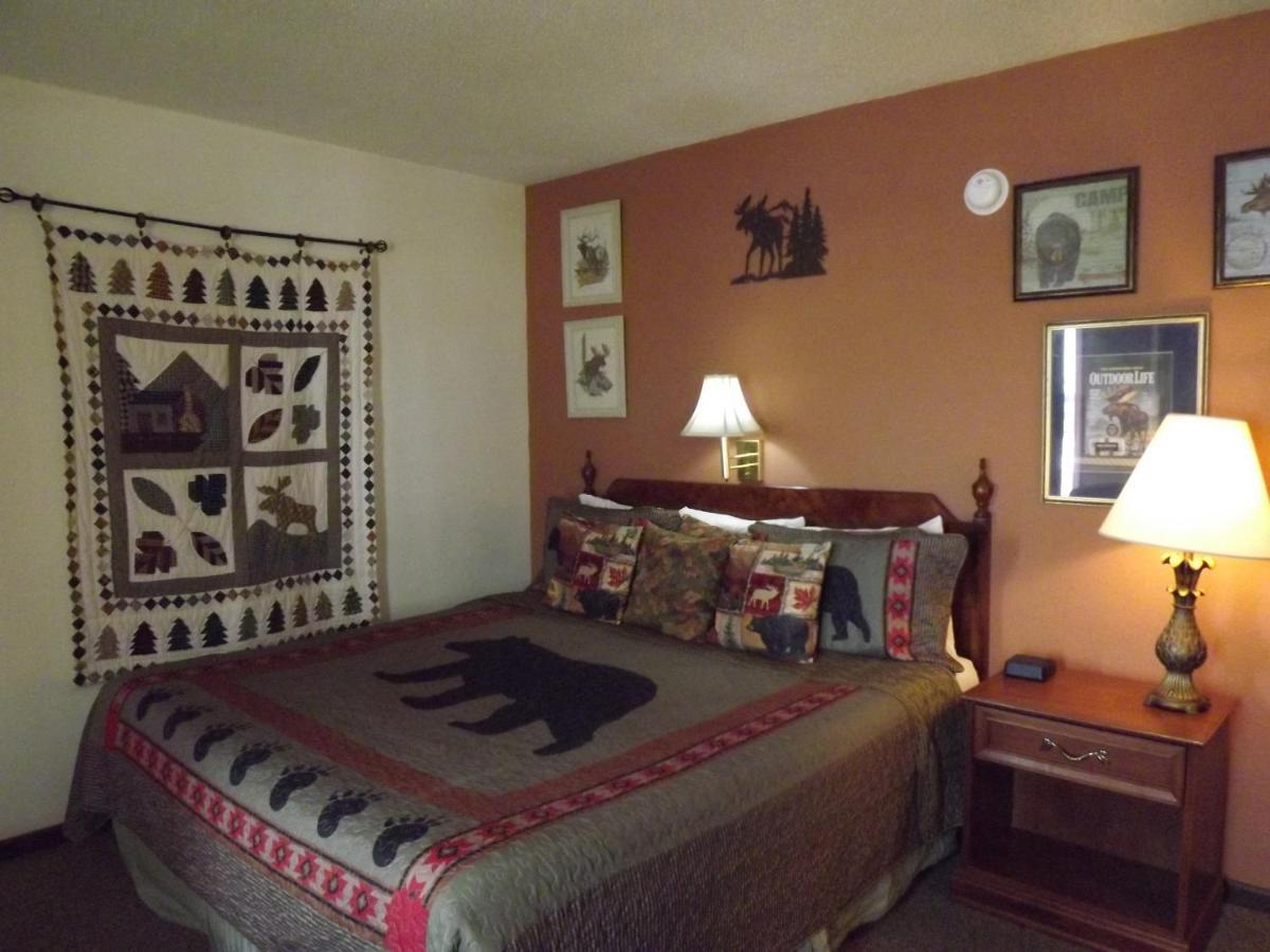 Crest Country Inn Williamsburg Экстерьер фото